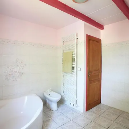 4 Bedroom Awesome In