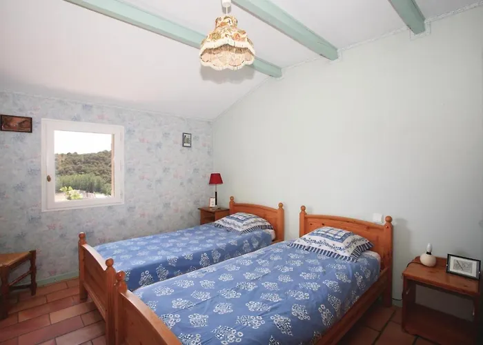Feriehus 4 Bedroom Awesome In Roquebrun